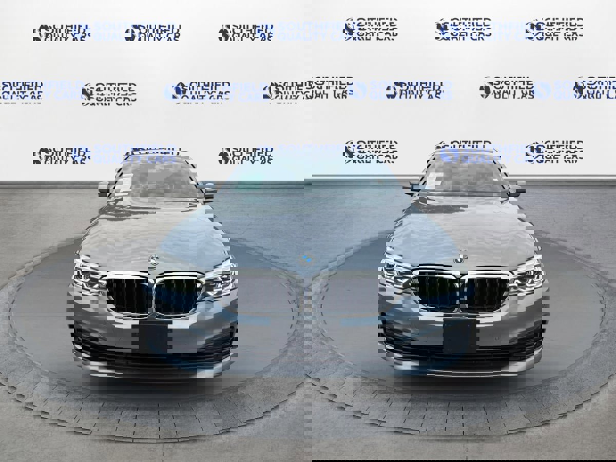 Used 2019 BMW 540i w/ Executive Package image 9