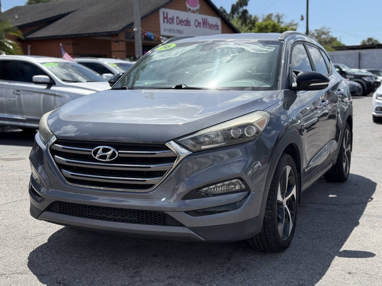 Used 2016 Hyundai Tucson Limited FWD image 3