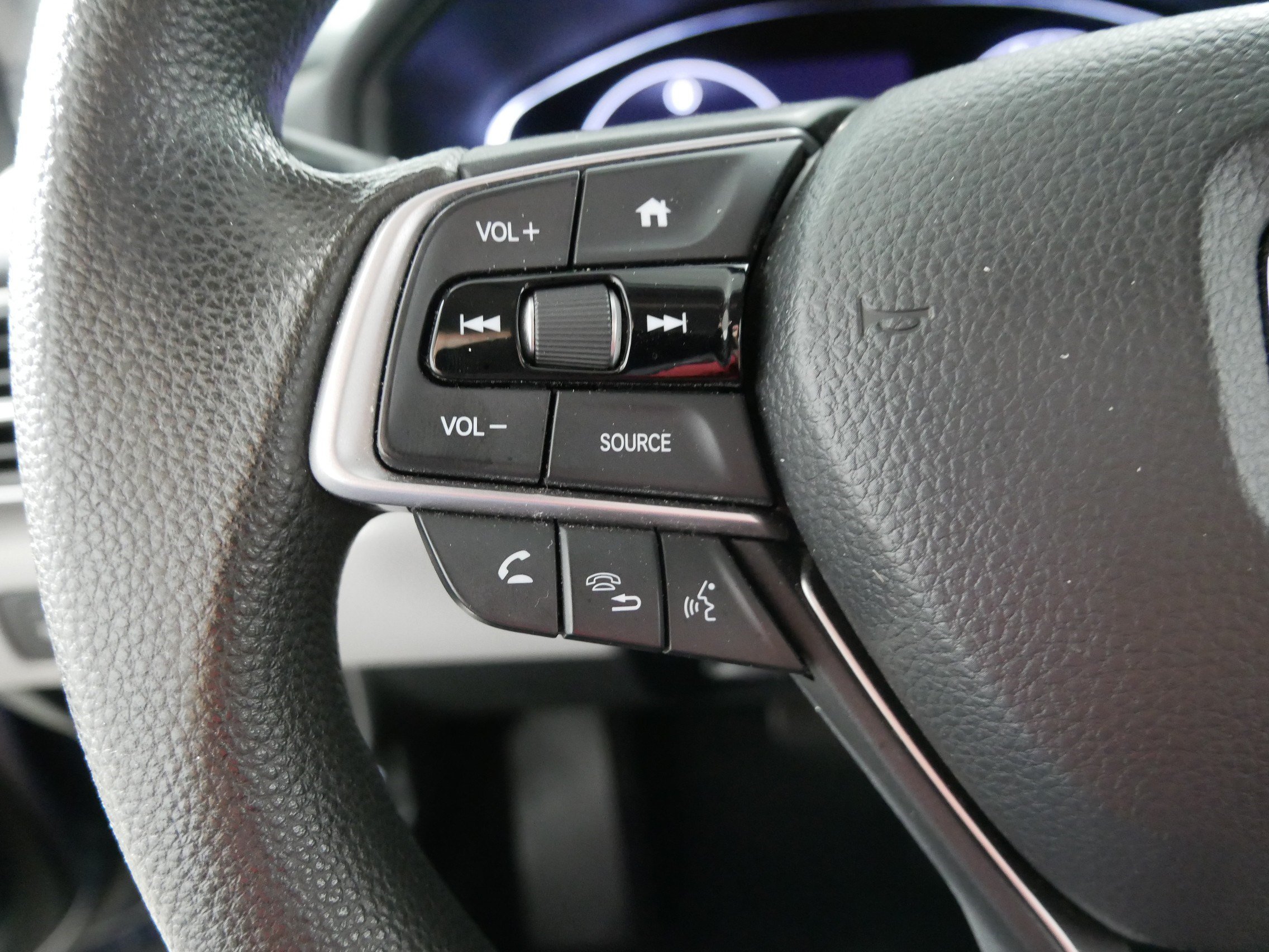 Used 2019 Honda Accord LX image 27