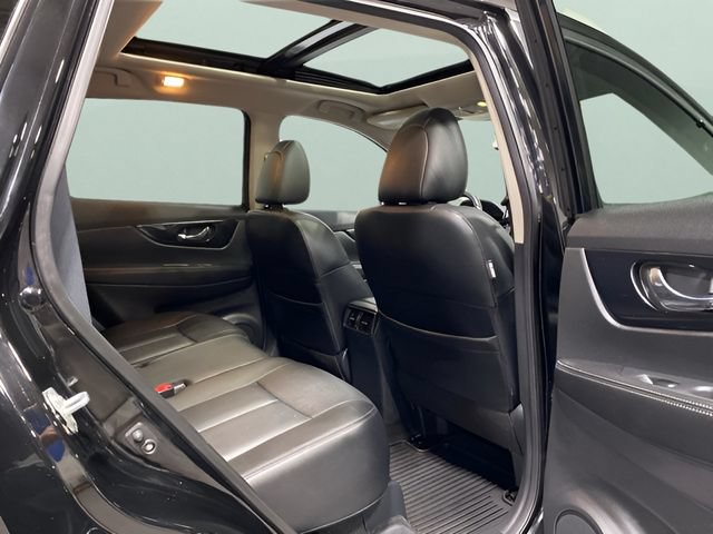 Certified 2020 Nissan Rogue SL w/ Premium Package AWD/4WD image 28