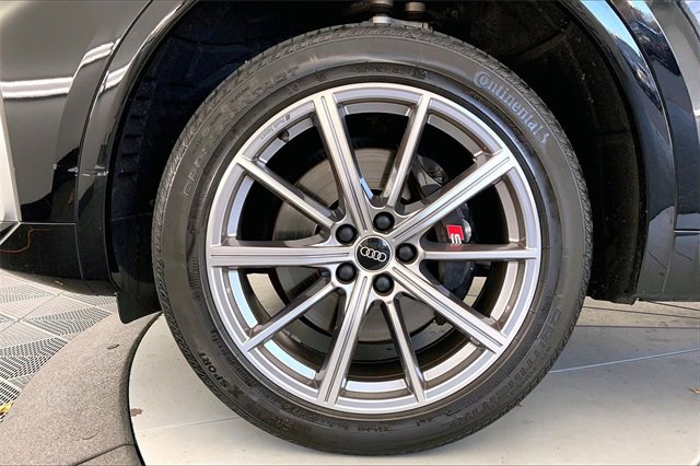 Certified 2022 Audi SQ5 Premium image 9