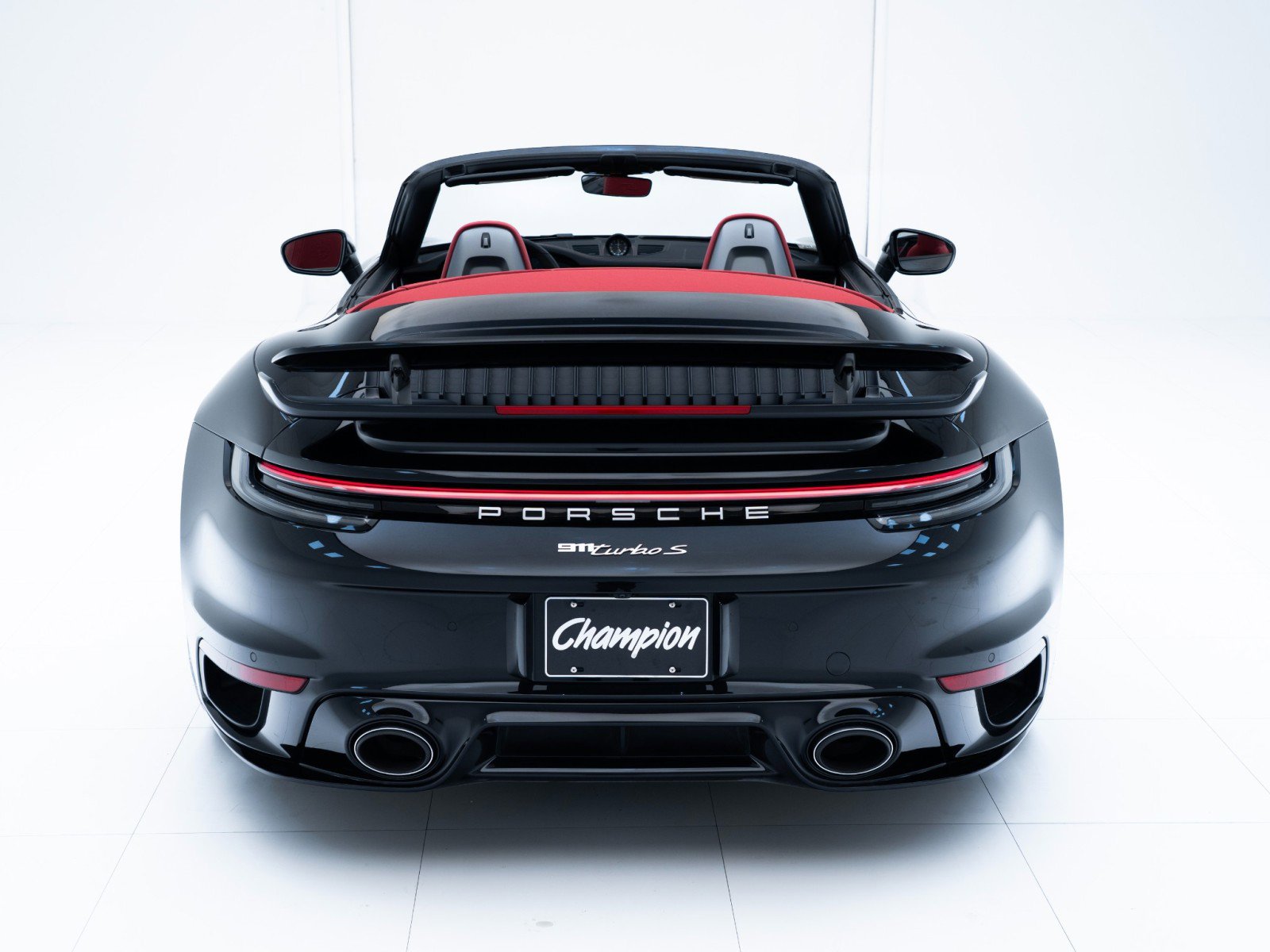 Used 2025 Porsche 911 Turbo image 12