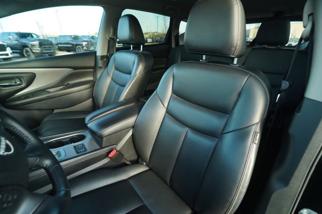 Used 2023 Nissan Murano SV image 34