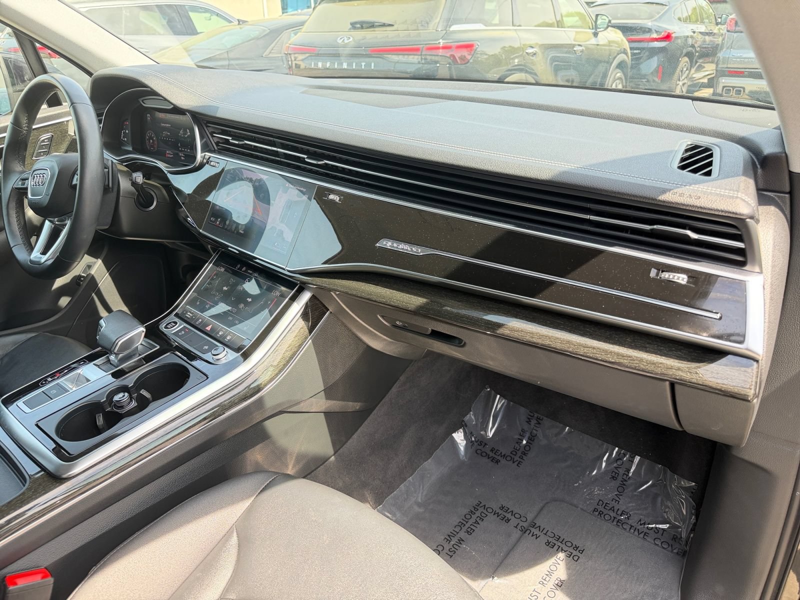 Used 2023 Audi Q7 3.0T Premium w/ Convenience Package AWD/4WD image 12