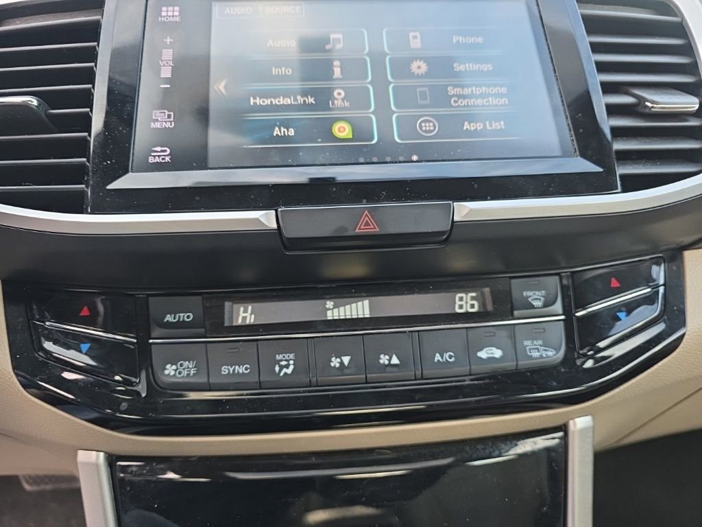 Used 2017 Honda Accord EX-L image 16