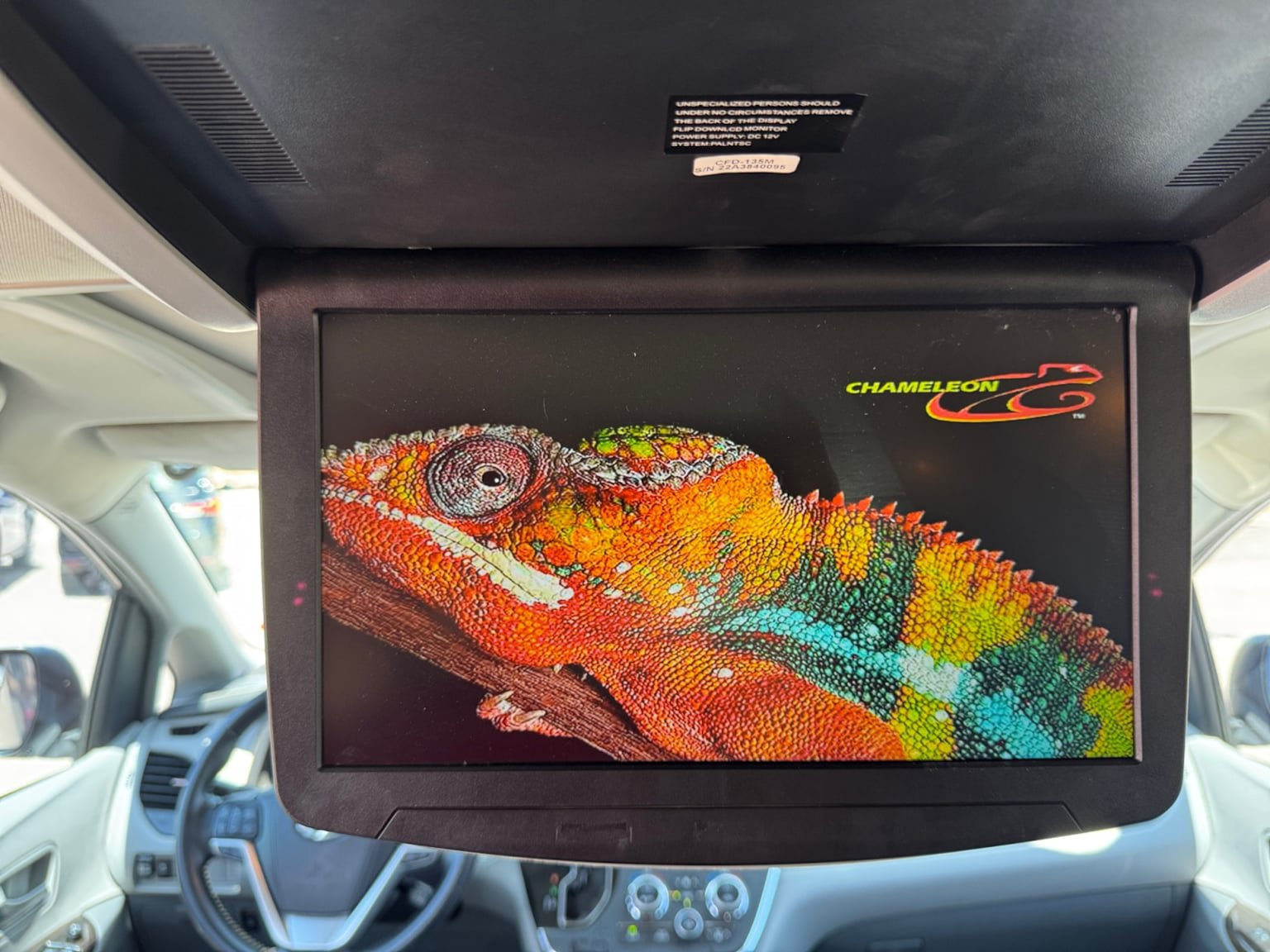 Used 2018 Toyota Sienna XLE w/ XLE Navigation Package FWD image 25