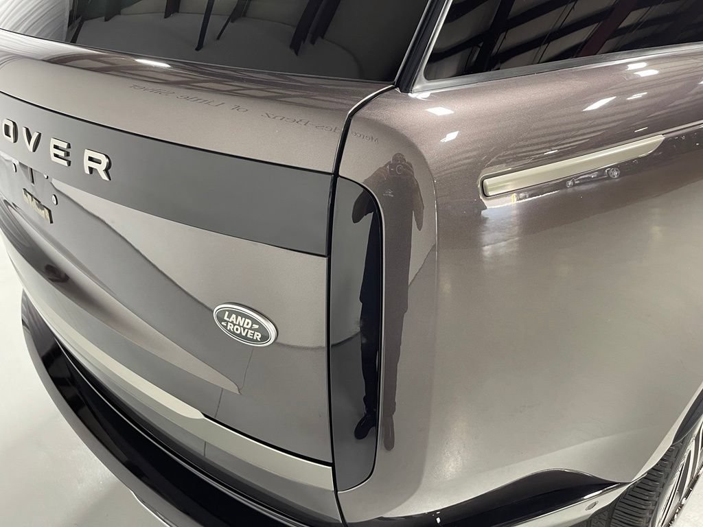 Used 2023 Land Rover Range Rover SE AWD/4WD image 13
