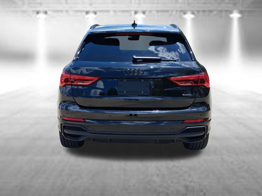 Used 2023 Audi Q3 2.0T Premium Plus w/ Premium Plus Package AWD/4WD image 4