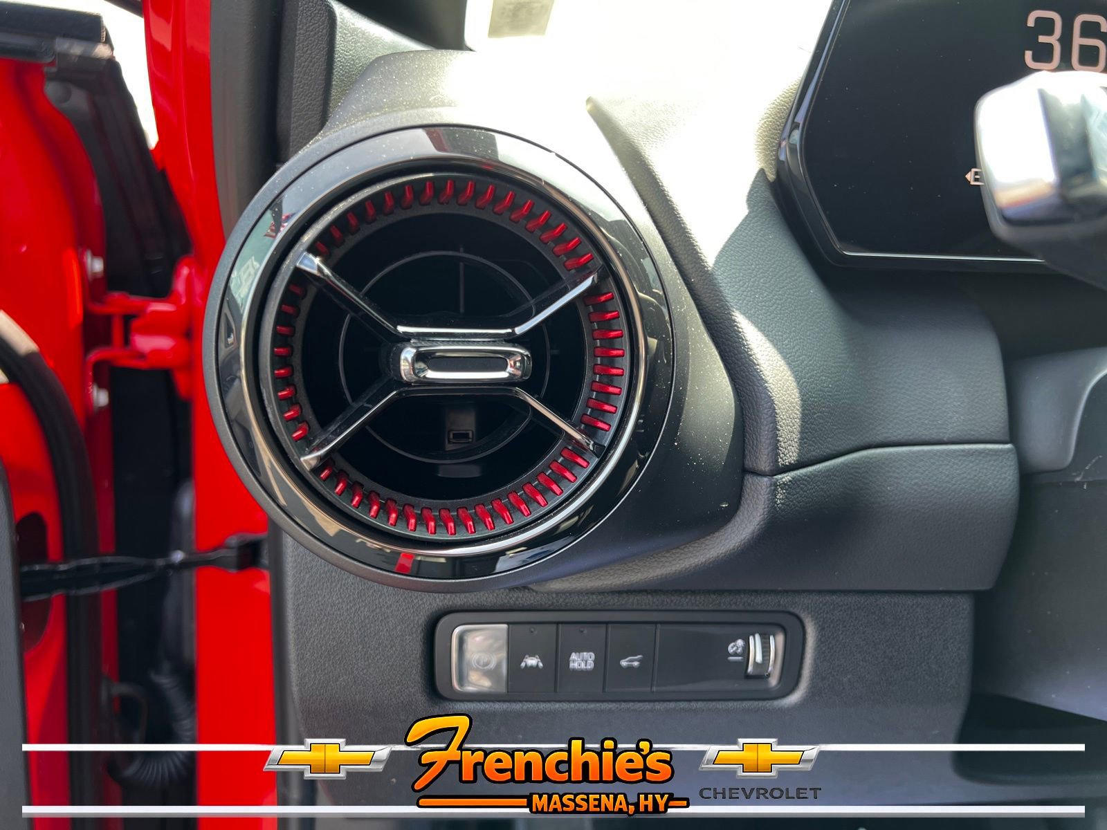 Used 2025 Chevrolet Equinox EV RS AWD/4WD image 15