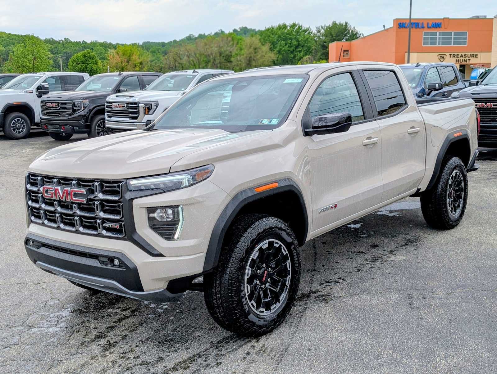 New 2026 GMC Canyon AT4 AWD/4WD image 1