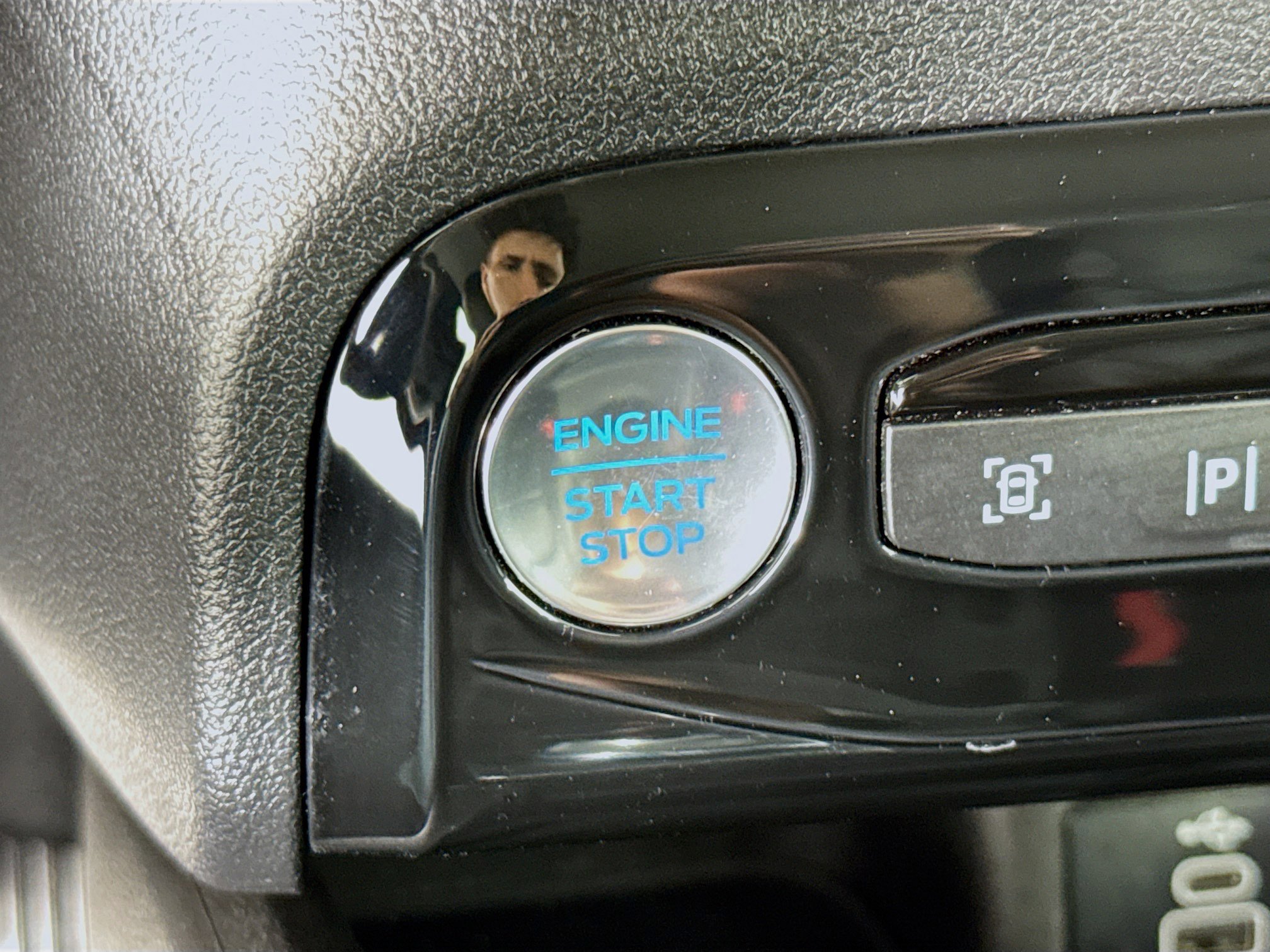 Used 2024 Ford Escape Platinum AWD/4WD image 20