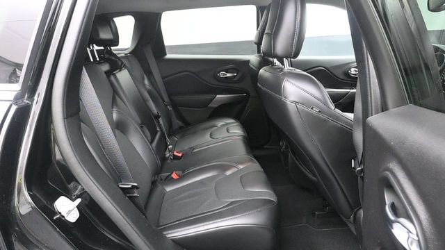 Used 2020 Jeep Cherokee Limited AWD/4WD image 16