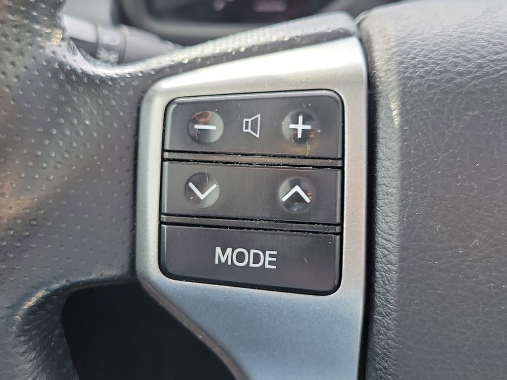 Used 2012 Toyota 4Runner Limited image 14