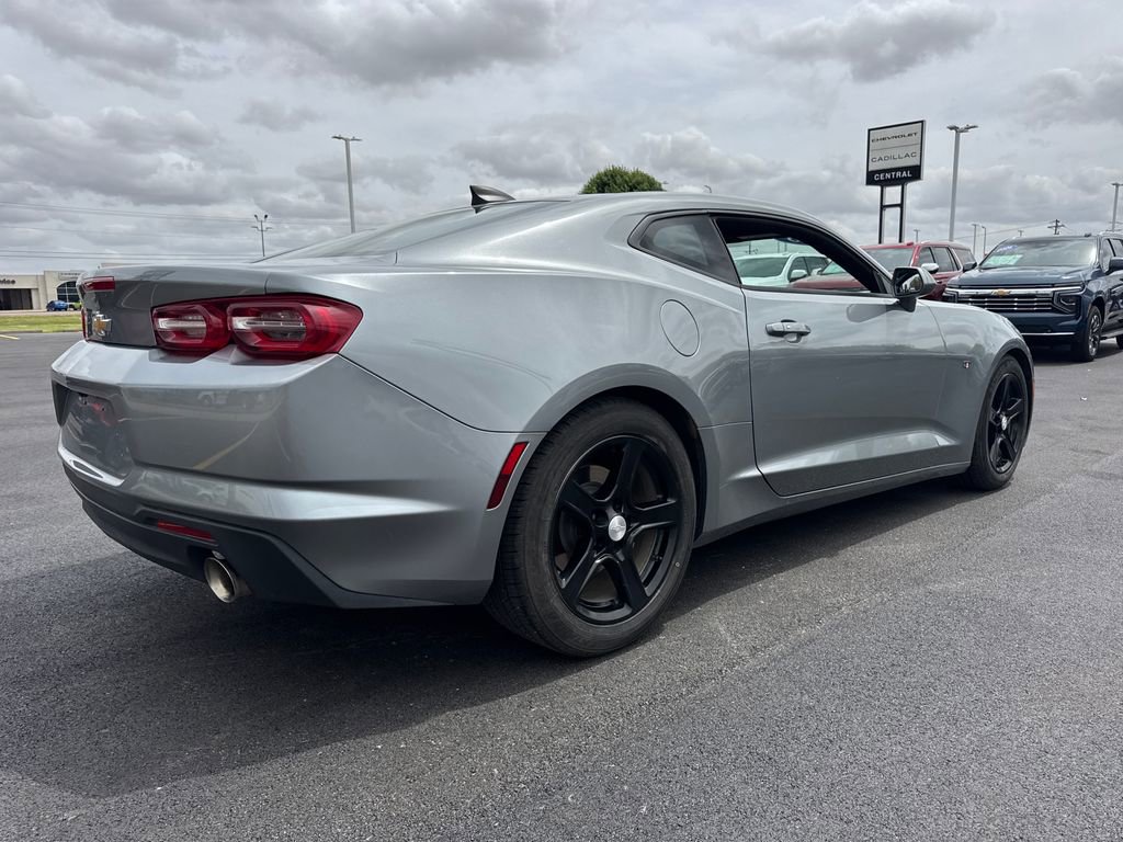 Used 2023 Chevrolet Camaro LT image 6