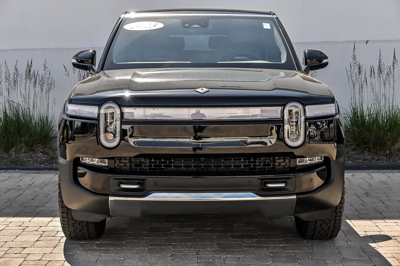 Used 2023 Rivian R1S Adventure AWD/4WD image 4