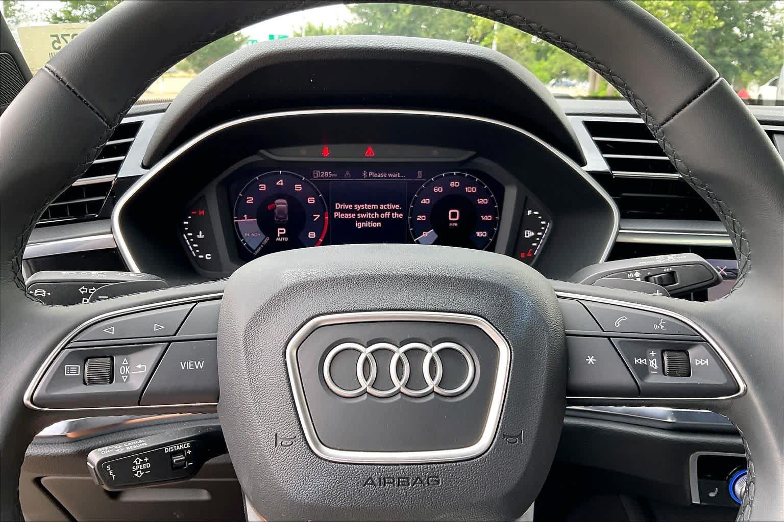 Used 2025 Audi Q3 2.0T Premium w/ Convenience Package AWD/4WD image 33