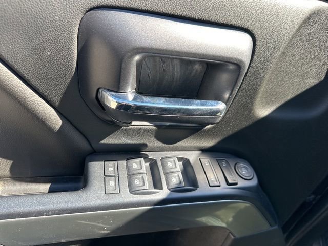 Used 2018 Chevrolet Silverado 1500 LT w/ All Star Edition AWD/4WD image 15