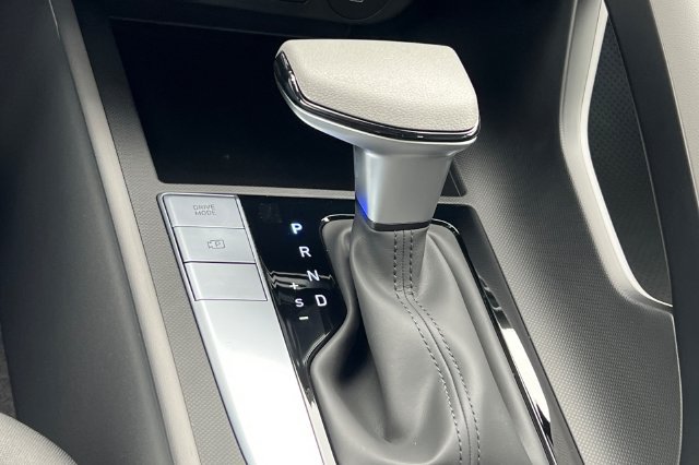 New 2026 Hyundai Elantra SE FWD image 19