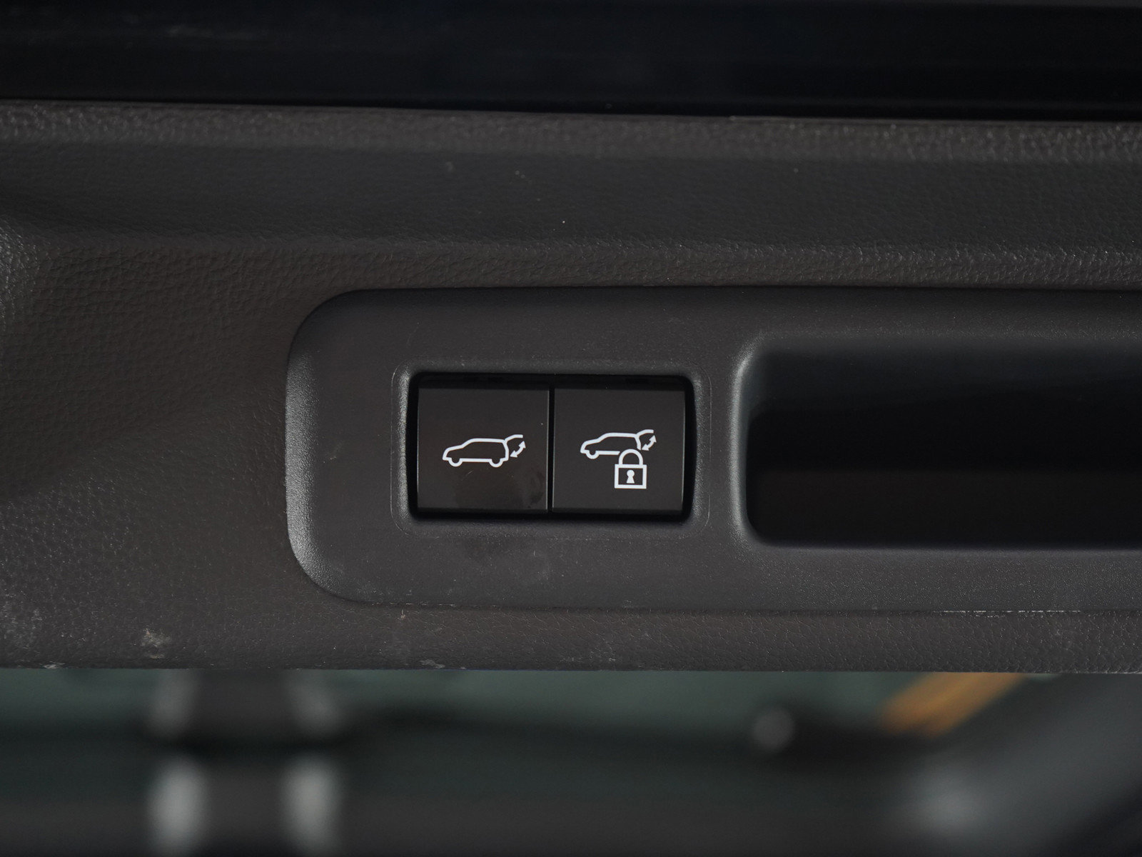 Used 2026 Toyota Sequoia Capstone AWD/4WD image 19