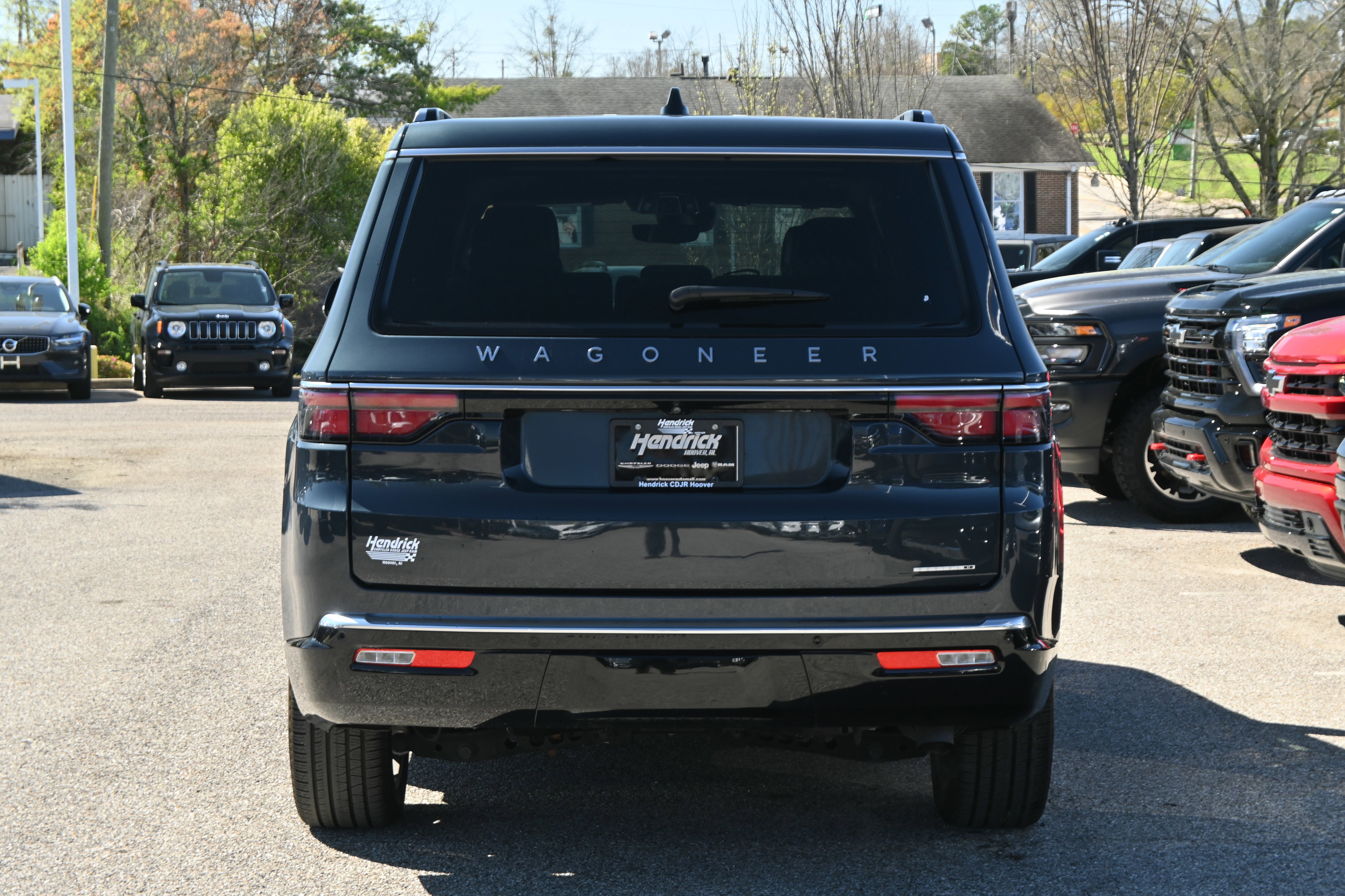 Used 2024 Jeep Wagoneer Series II w/ Convenience Group I image 16