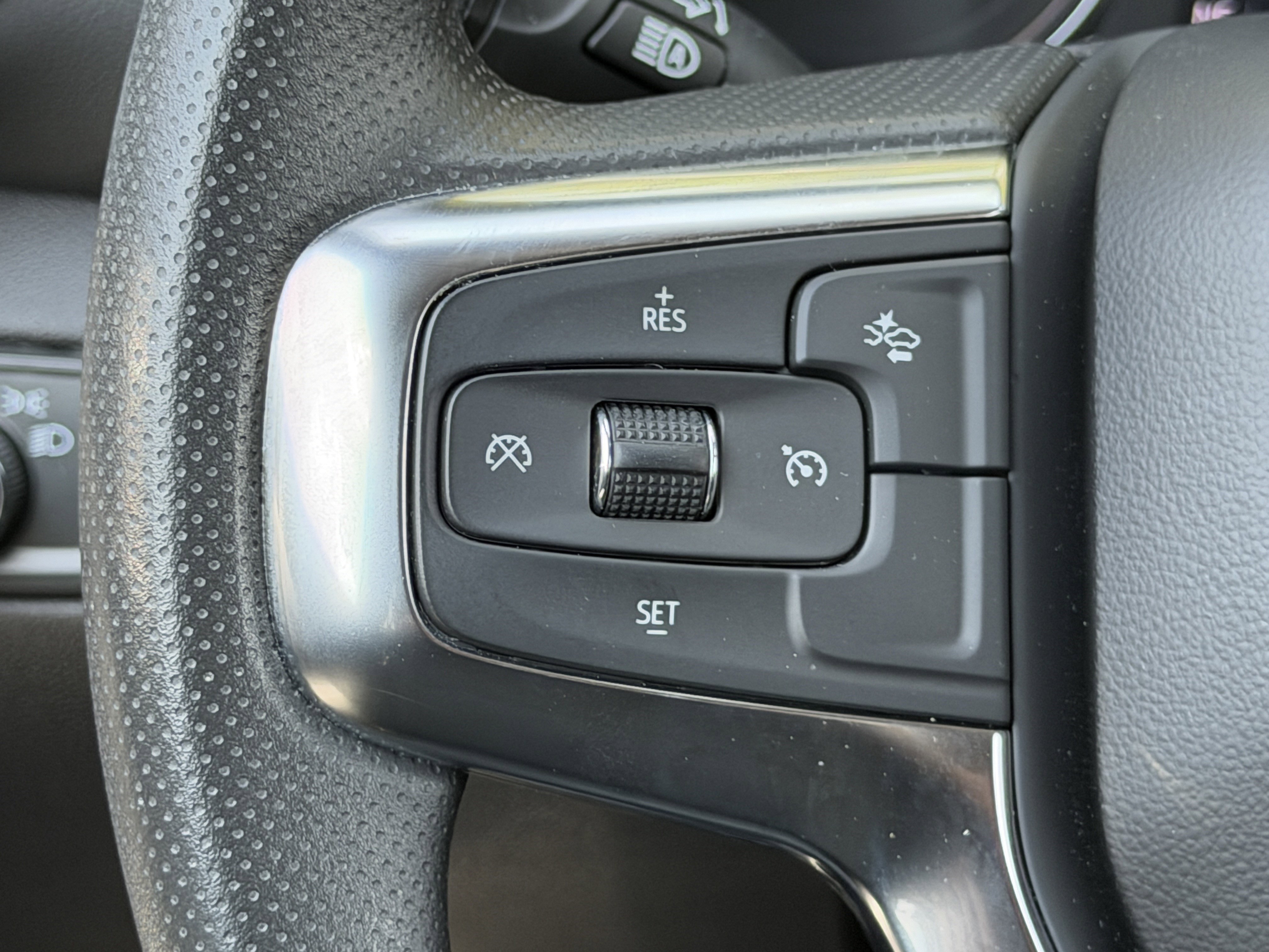 Used 2024 Chevrolet Blazer LT w/ Convenience Package FWD image 63