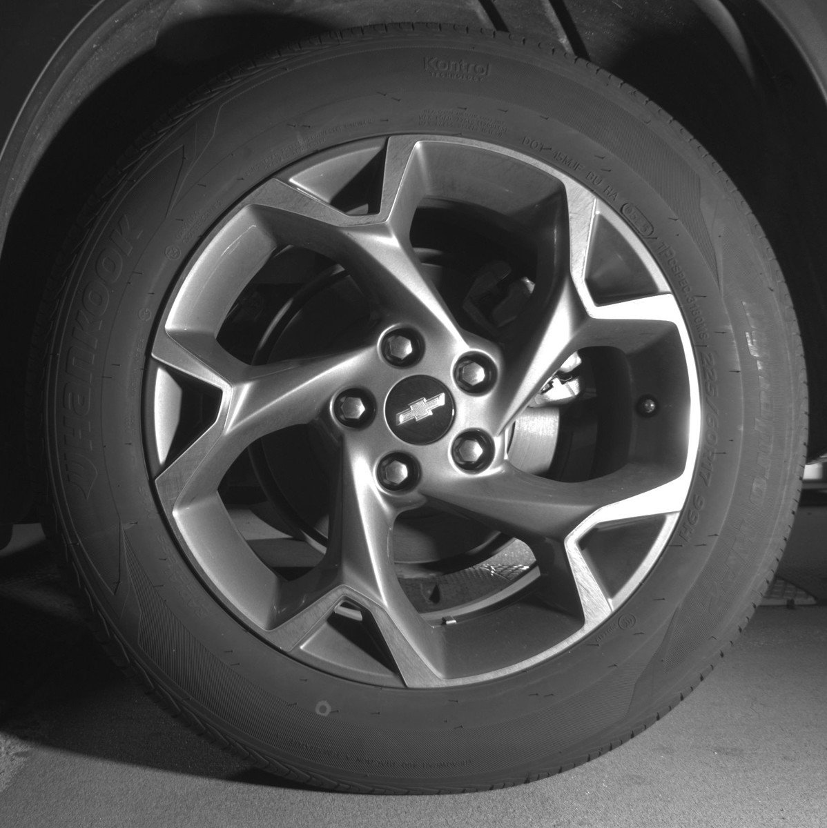 Used 2025 Chevrolet Trax LT w/ LT Convenience Package image 14