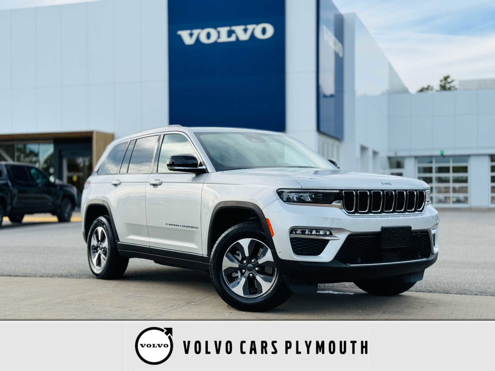 Used 2023 Jeep Grand Cherokee 4WD 4xe w/ Luxury Tech Group II