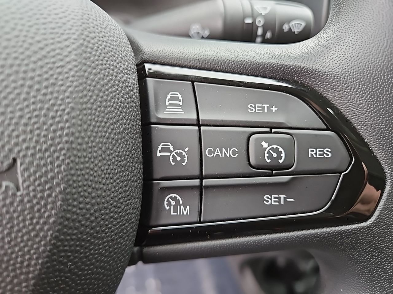 New 2025 RAM ProMaster 2500 w/ Quick Order Package 22G SLT image 23