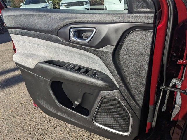 Used 2022 Jeep Compass Latitude w/ Convenience Group image 20