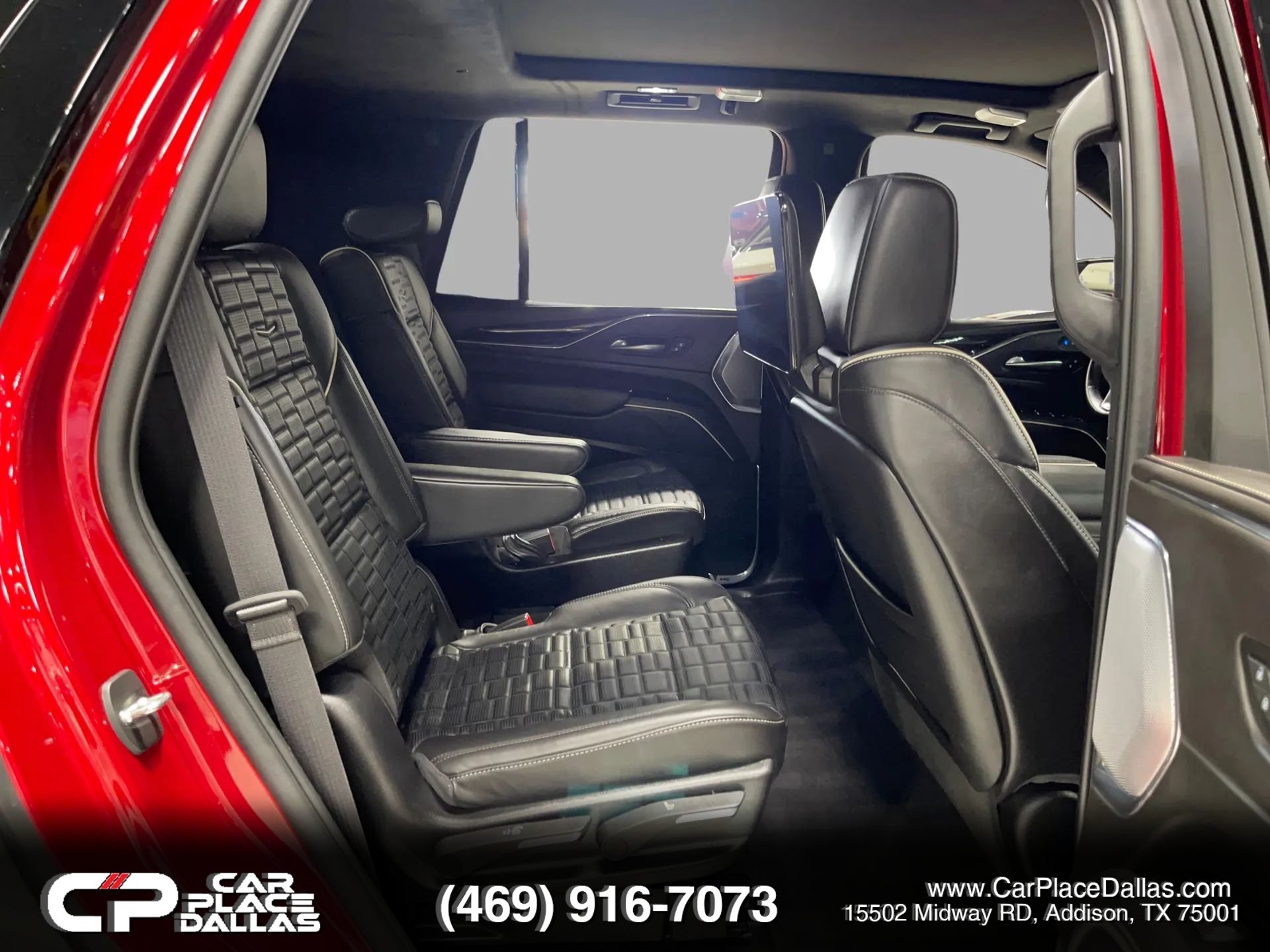 Used 2023 Cadillac Escalade V w/ Heavy-Duty Trailer Package AWD/4WD image 31