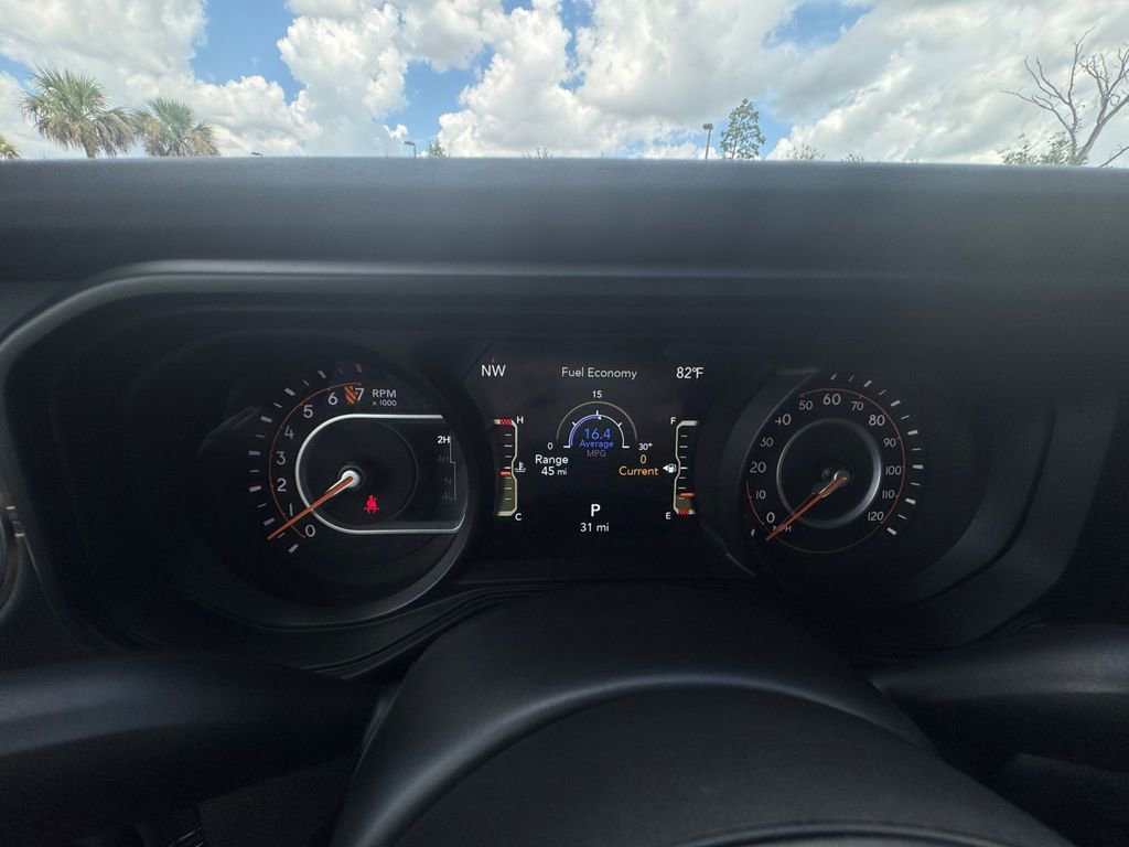 New 2025 Jeep Gladiator Sport image 18