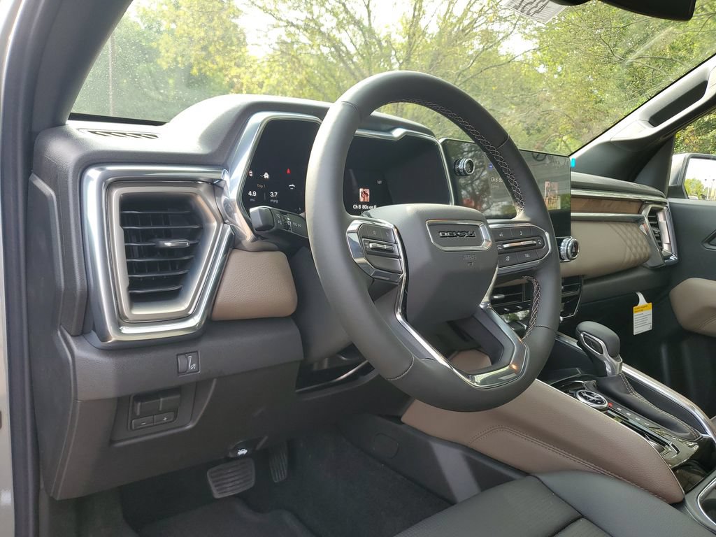 New 2026 GMC Canyon Denali w/ LPO, Black Badging Package AWD/4WD image 18