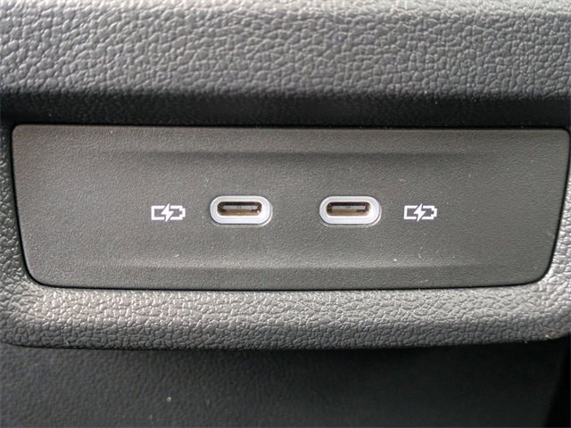 New 2026 Volkswagen Taos SE image 15