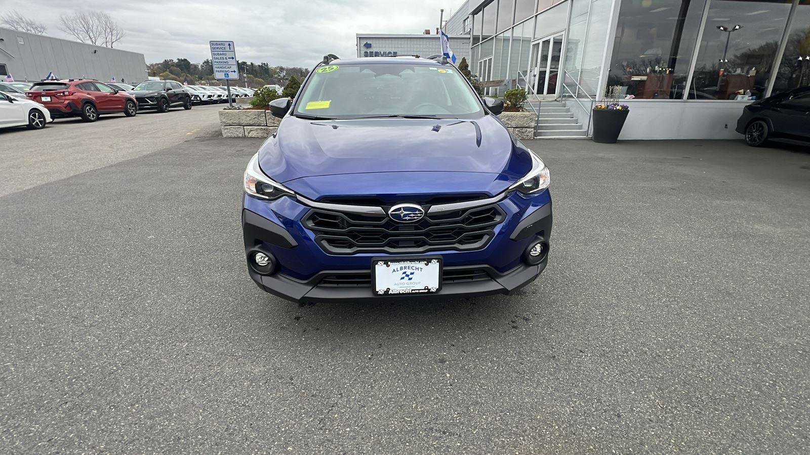 Used 2025 Subaru Crosstrek 2.0i Premium AWD/4WD video 2