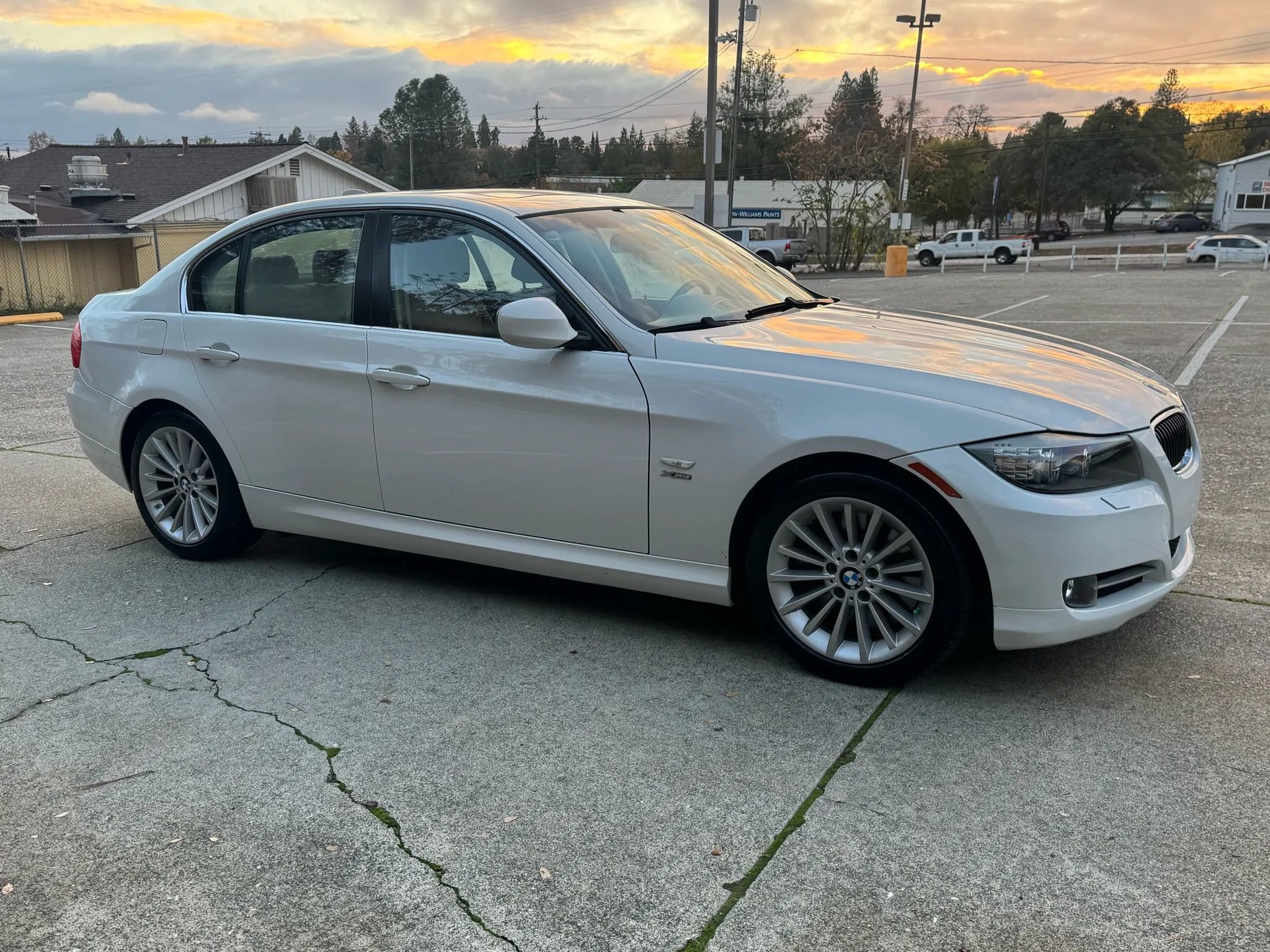 Used 2009 BMW 335i xDrive Sedan image 10