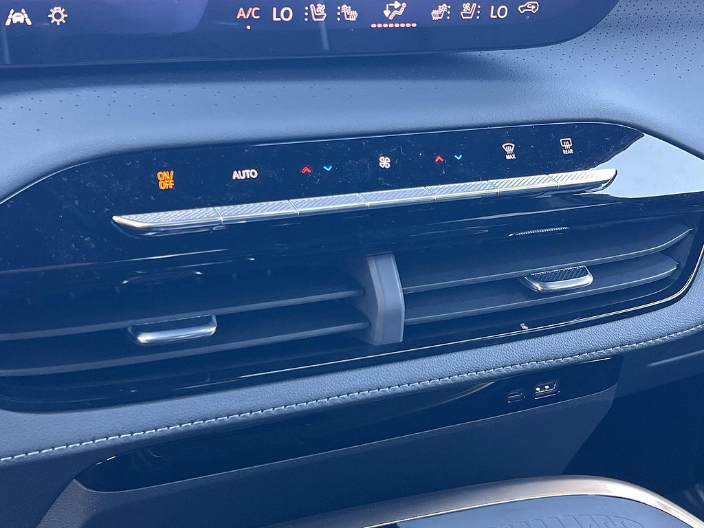 New 2026 Buick Enclave Avenir w/ Super Cruise Package FWD image 21