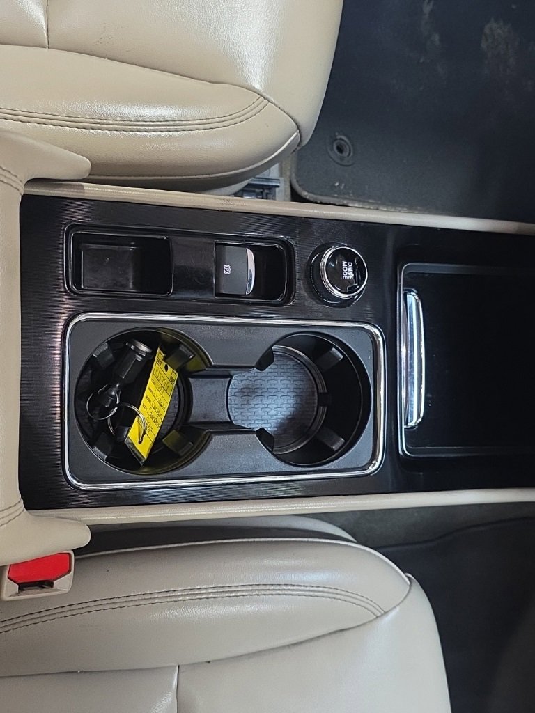 Used 2021 Lincoln Corsair Standard image 26