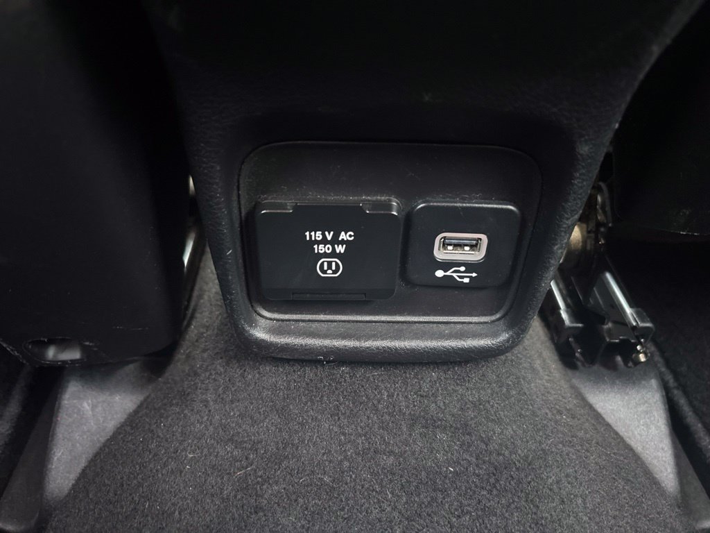 Used 2018 Jeep Compass Limited FWD image 35