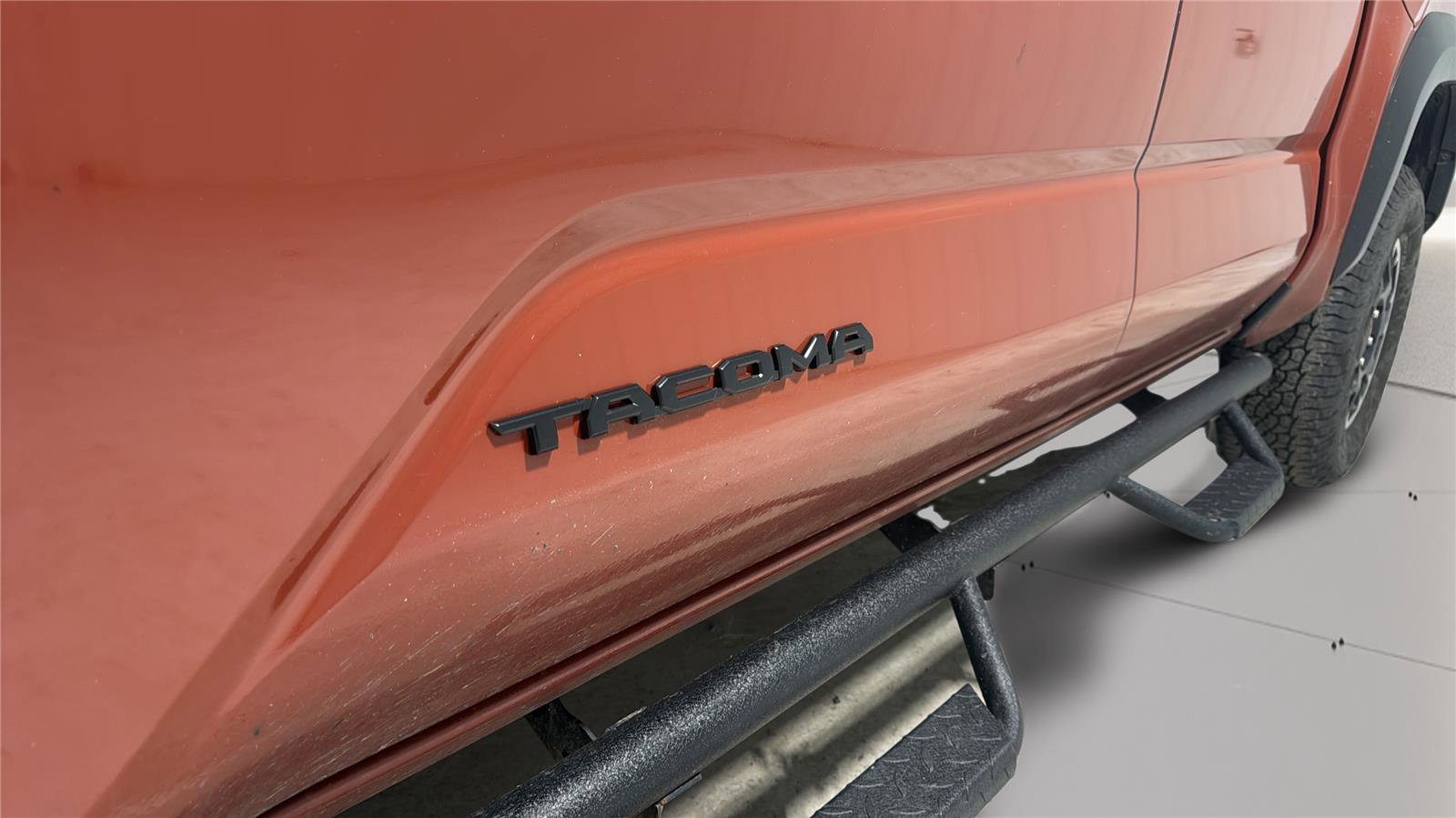 Used 2025 Toyota Tacoma TRD Off-Road w/ TRD Off Road Premium Package image 30