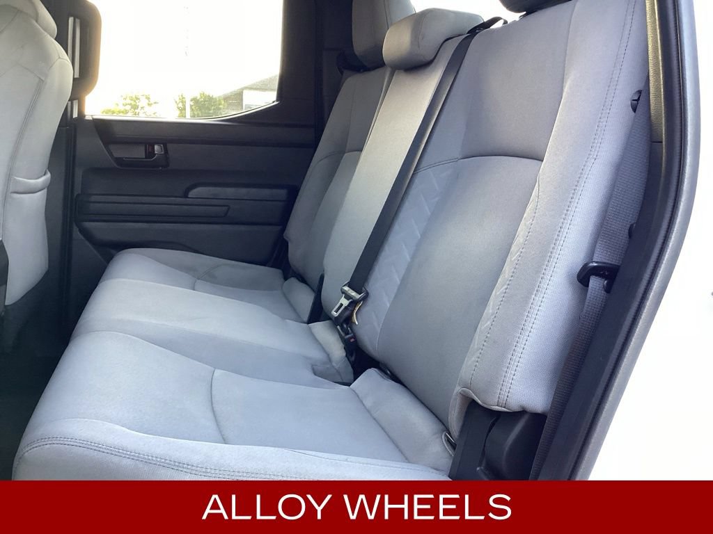 Used 2024 Toyota Tacoma SR5 AWD/4WD image 14