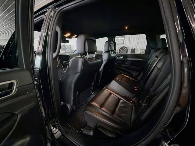 Used 2022 Jeep Grand Cherokee Limited w/ Technology Group AWD/4WD image 9