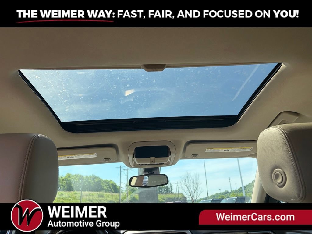 Used 2019 GMC Acadia Denali w/ Technology Package AWD/4WD image 17