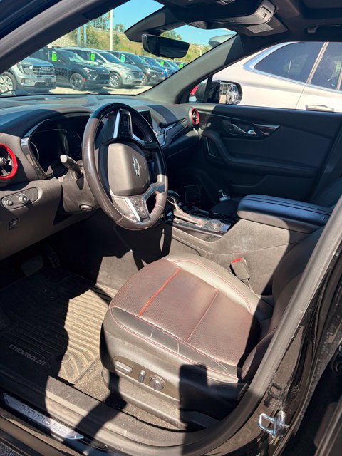 Used 2022 Chevrolet Blazer RS w/ Enhanced Convenience Package FWD image 9