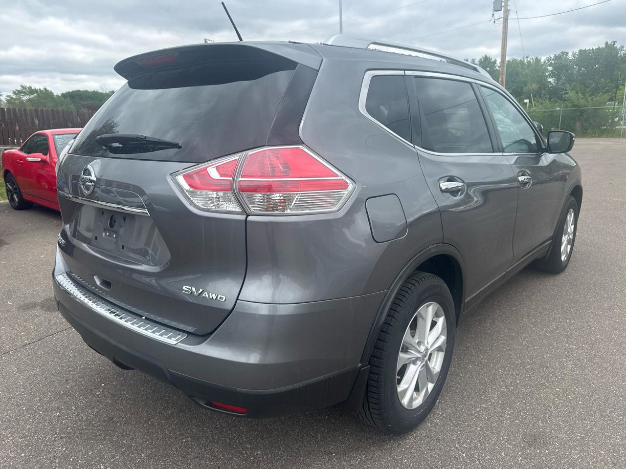 Used 2016 Nissan Rogue SV AWD/4WD image 5