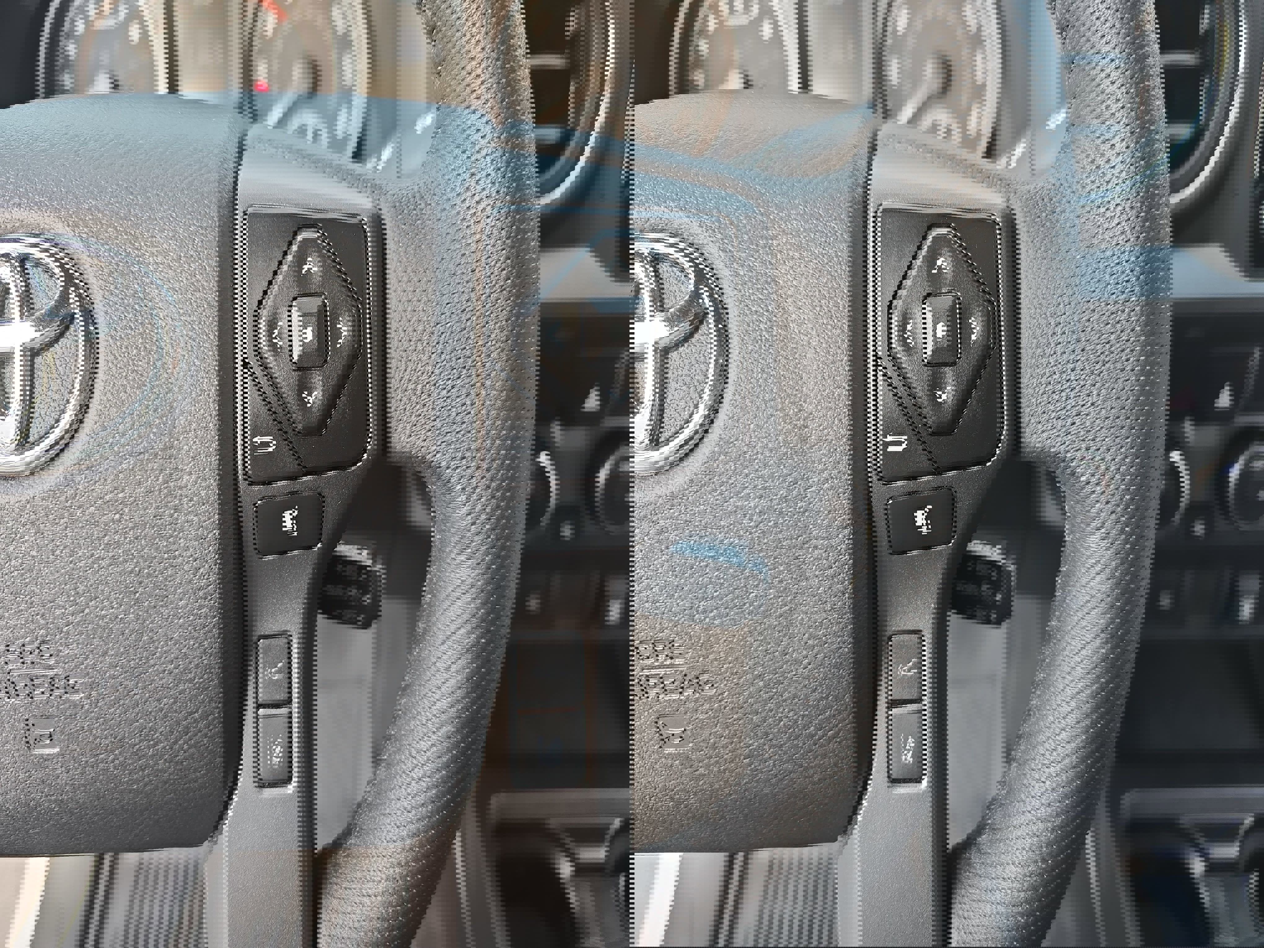 Certified 2023 Toyota Tacoma TRD Off-Road image 17