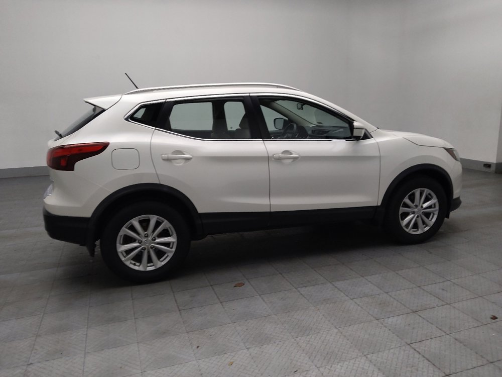 Used 2018 Nissan Rogue Sport SV w/ SV Technology Package image 10