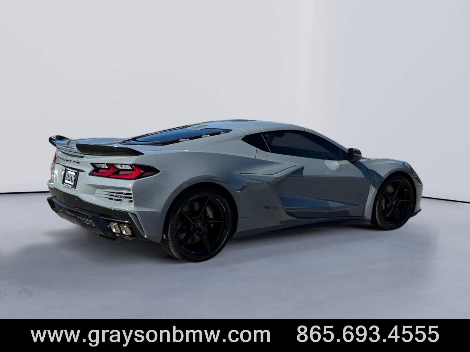 Used 2025 Chevrolet Corvette E-Ray AWD/4WD image 3