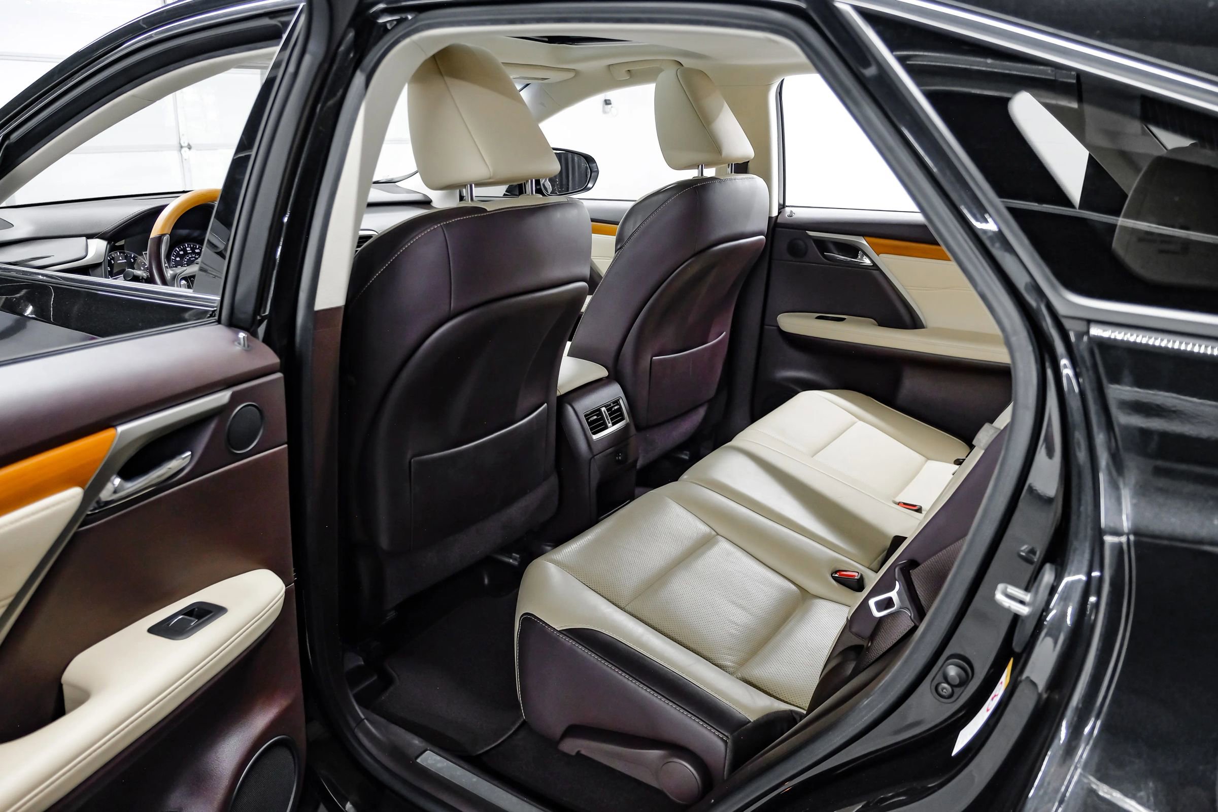 Used 2019 Lexus RX 350 FWD w/ Premium Package image 48