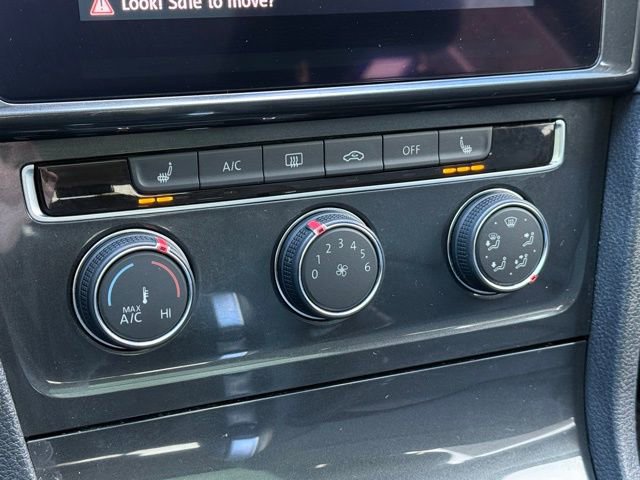 Used 2018 Volkswagen Golf S image 27