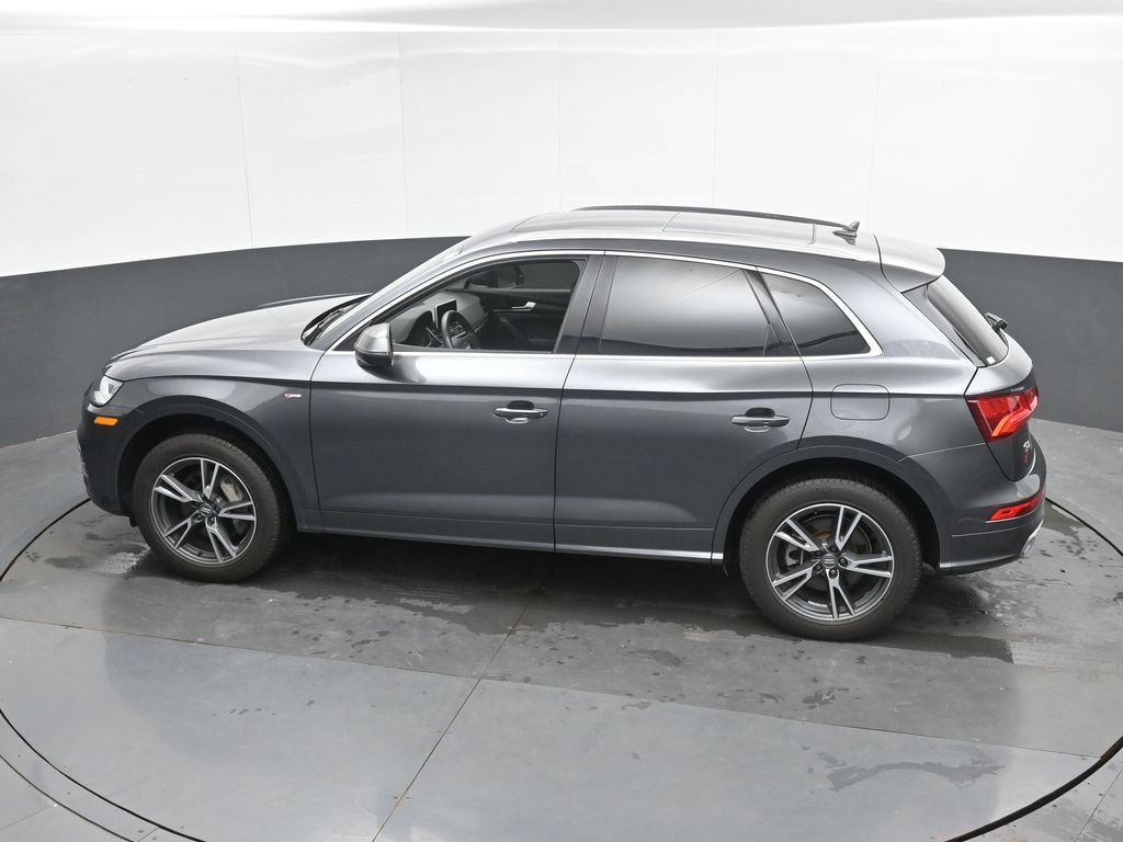 Used 2020 Audi Q5 e Premium Plus w/ Premium Plus Package AWD/4WD image 40